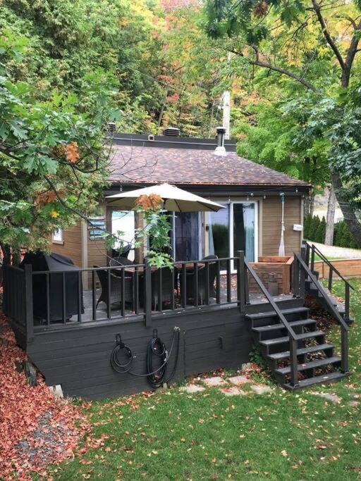 Om Chalet 2 Avec Spa Et Foyer Borde Du Fleuve St-Pierre-de-l'Île-d'Orléans Zewnętrze zdjęcie